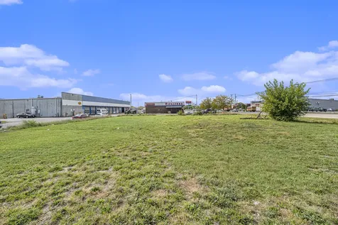17001 Glen Oak Avenue Lansing IL 60438