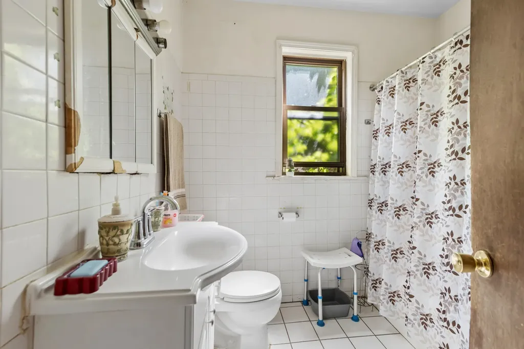 5436 West Jackson Boulevard Chicago IL 60644
