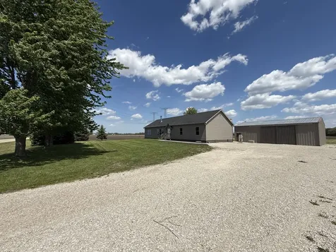 410 South Higgins Road Mazon IL 60444