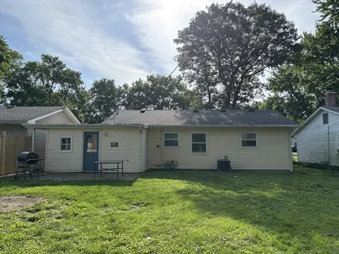 1006 South Eastview Drive Tuscola IL 61953