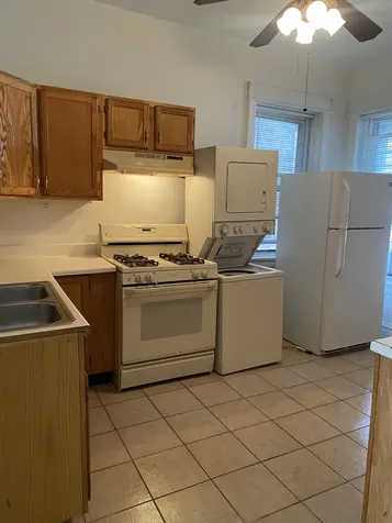 866 West Buckingham Place Chicago IL 60657