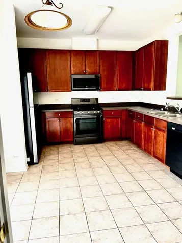 4323 Savoy Lane Mchenry IL 60050