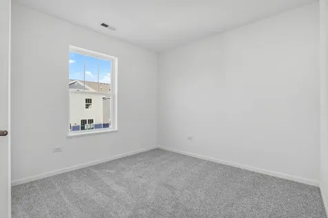 427 Red Oak Circle Volo IL 60020
