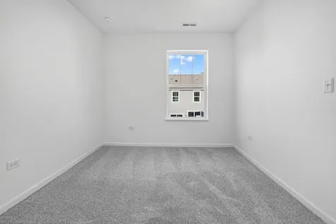 427 Red Oak Circle Volo IL 60020