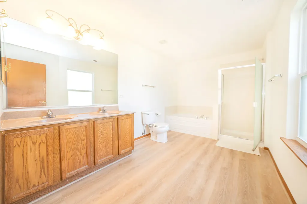 24207 Cedar Creek Lane Plainfield IL 60586
