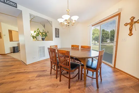 24207 Cedar Creek Lane Plainfield IL 60586