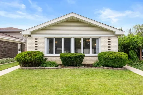 8104 Gross Point Road Morton Grove IL 60053