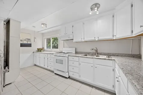 8104 Gross Point Road Morton Grove IL 60053