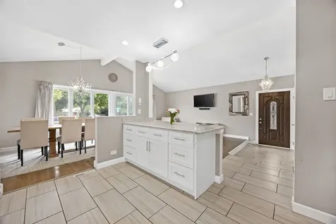 8104 Gross Point Road Morton Grove IL 60053