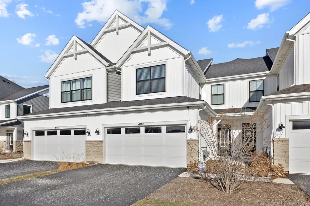 4110 Chelsea Manor Circle Aurora IL 60504