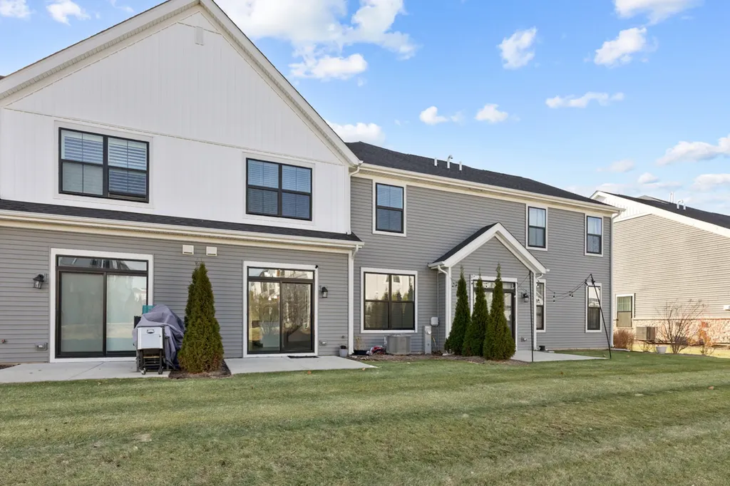 4110 Chelsea Manor Circle Aurora IL 60504