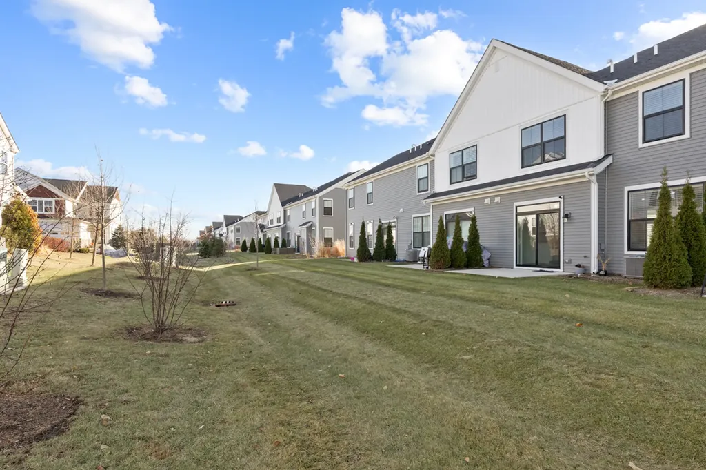 4110 Chelsea Manor Circle Aurora IL 60504