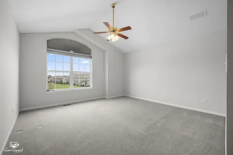 1753 Fieldstone Drive S Shorewood IL 60404