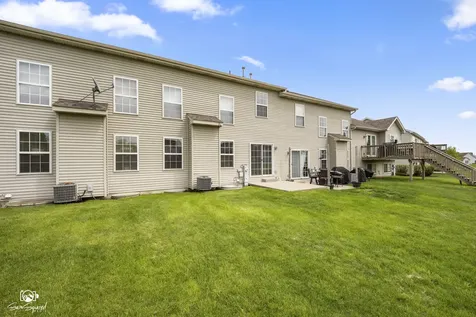 1753 Fieldstone Drive S Shorewood IL 60404