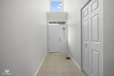 1753 Fieldstone Drive S Shorewood IL 60404