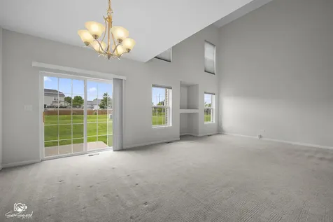 1753 Fieldstone Drive S Shorewood IL 60404