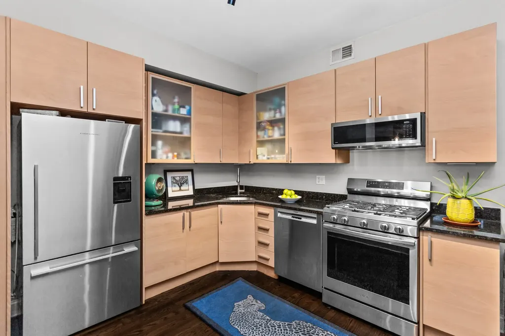 4944 North Spaulding Avenue Chicago IL 60625