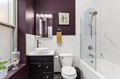 4944 North Spaulding Avenue Chicago IL 60625