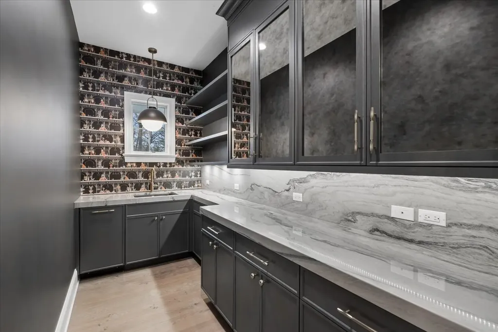 5237 Cornell Avenue Downers Grove IL 60515