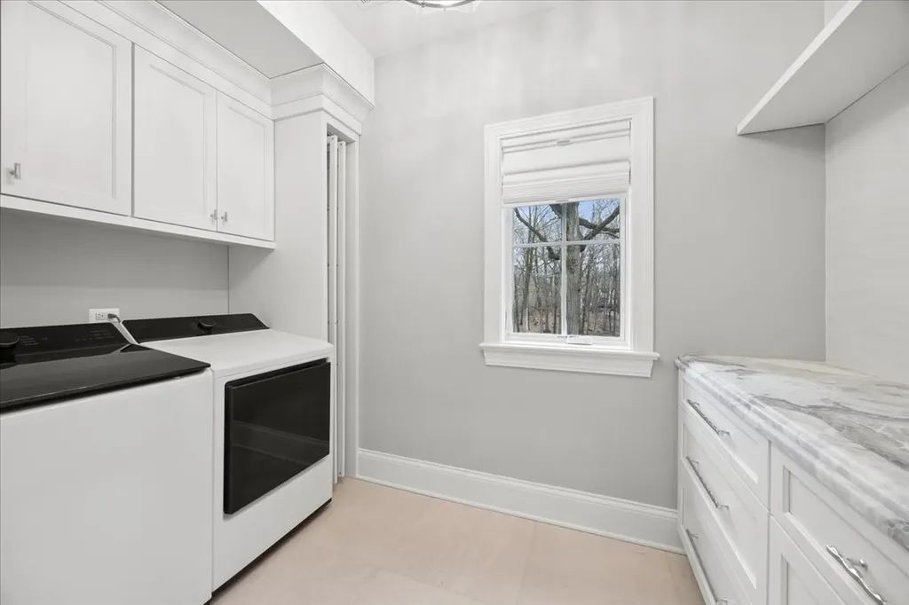 5237 Cornell Avenue Downers Grove IL 60515