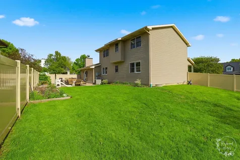 417 North Thames Court Bourbonnais IL 60914