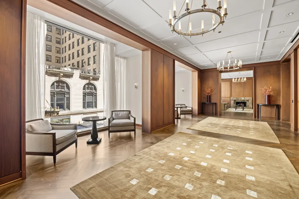 159 East Walton Place Chicago IL 60611