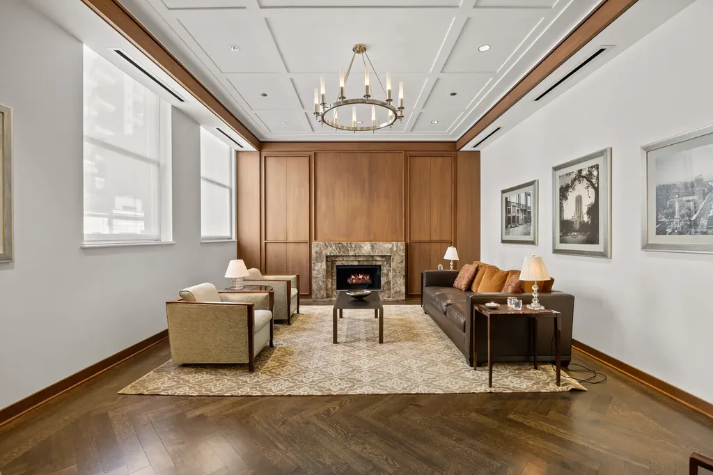 159 East Walton Place Chicago IL 60611