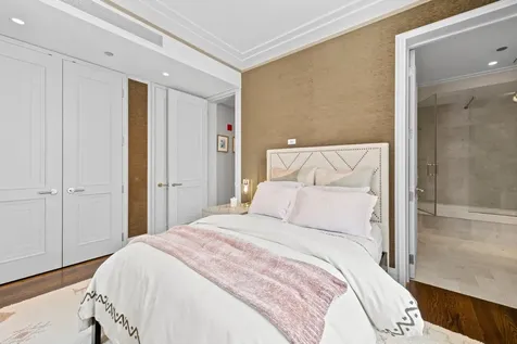 159 East Walton Place Chicago IL 60611