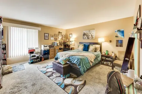900 West Sunset Drive Glenwood IL 60425