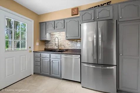 641 Aberdeen Road Cary IL 60013