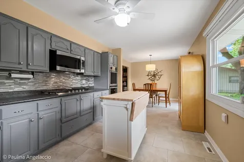 641 Aberdeen Road Cary IL 60013