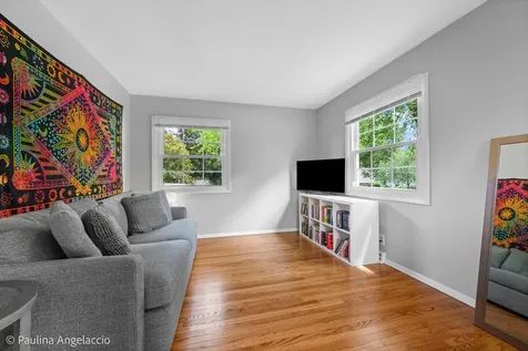 641 Aberdeen Road Cary IL 60013