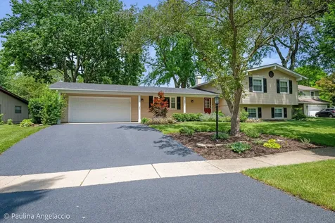 641 Aberdeen Road Cary IL 60013