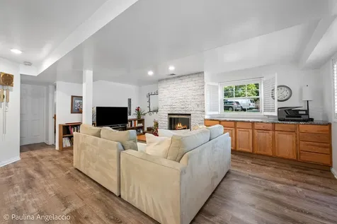 641 Aberdeen Road Cary IL 60013
