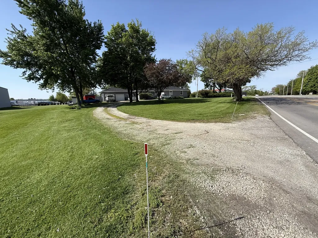 25501 West Wolfs Crossing Road Plainfield IL 60585