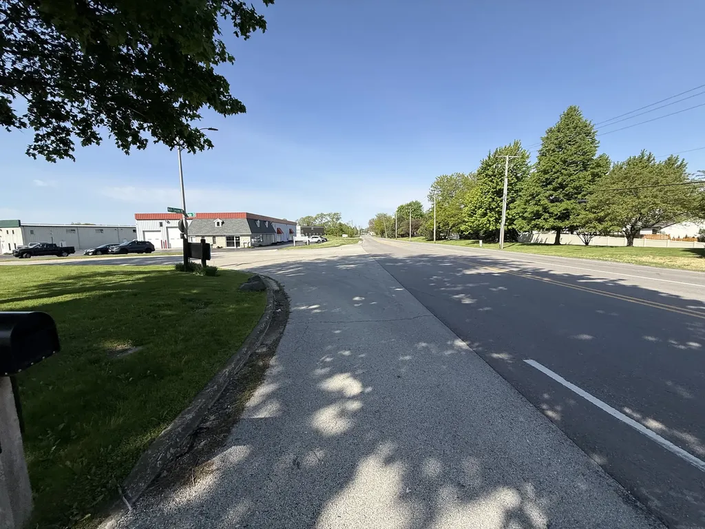 25501 West Wolfs Crossing Road Plainfield IL 60585