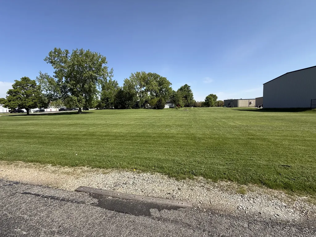 25501 West Wolfs Crossing Road Plainfield IL 60585