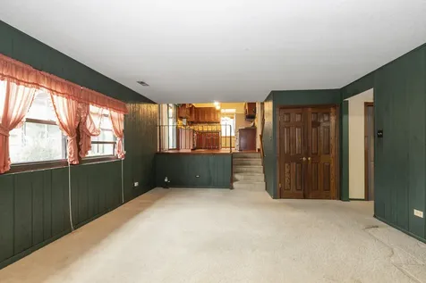 17413 Mulberry Avenue Tinley Park IL 60487