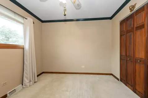 17413 Mulberry Avenue Tinley Park IL 60487