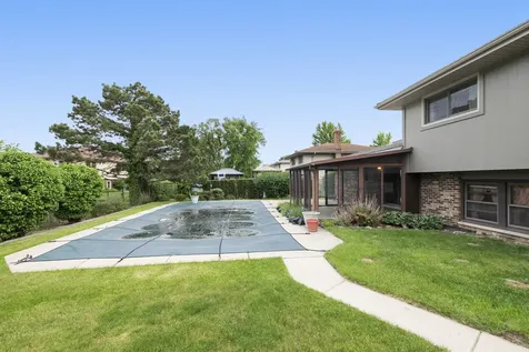 17413 Mulberry Avenue Tinley Park IL 60487