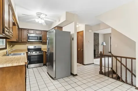 512 East Russell Street Barrington IL 60010