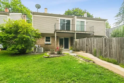 512 East Russell Street Barrington IL 60010