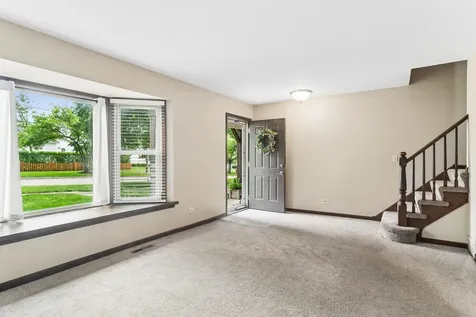 512 East Russell Street Barrington IL 60010