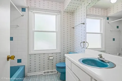609 North Eagle Lane Palatine IL 60067