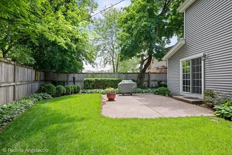 609 North Eagle Lane Palatine IL 60067