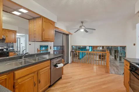 534 Quail Run Road Matteson IL 60443
