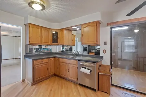 534 Quail Run Road Matteson IL 60443