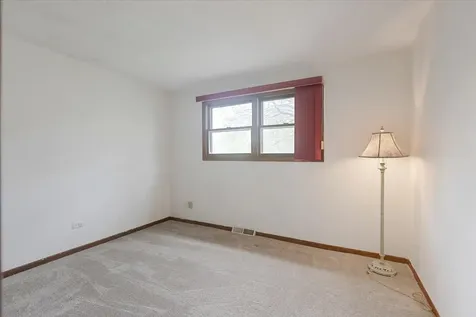 534 Quail Run Road Matteson IL 60443