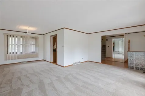 534 Quail Run Road Matteson IL 60443