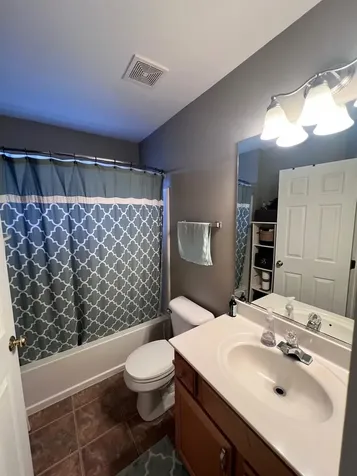 419 Windham Cove Drive Crystal Lake IL 60014